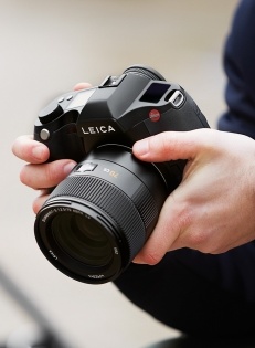 New Leica black and white camera in India for Rs 6.75 lakh | New Leica black and white camera in India for Rs 6.75 lakh