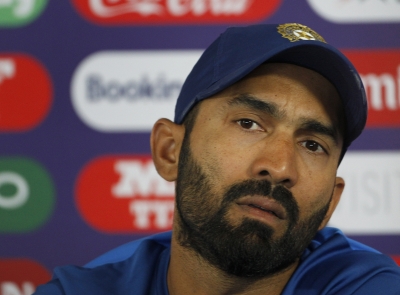 Dhoni has been the same since 2003 except for more white hair: Karthik | Dhoni has been the same since 2003 except for more white hair: Karthik