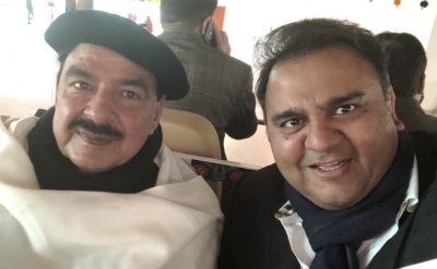Farmers protest: Pak minister rants against India, becomes butt of ridicule | Farmers protest: Pak minister rants against India, becomes butt of ridicule Farmers protest: Pak minister rants against India, becomes butt of ridicule | Farmers protest: Pak minister rants against India, becomes butt of ridicule