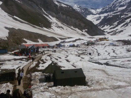 Amarnath Yatra remains suspended for 3rd consecutive day | Amarnath Yatra remains suspended for 3rd consecutive day