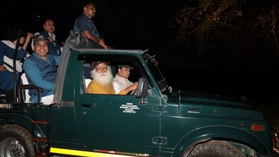 Kaziranga 'evening safari': Assam CM, Sadhguru didn't defy law, says official | Kaziranga 'evening safari': Assam CM, Sadhguru didn't defy law, says official