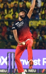 IPL 2023: Siraj is one of the best in the world at the moment, says RCB bowling coach Griffith | IPL 2023: Siraj is one of the best in the world at the moment, says RCB bowling coach Griffith
