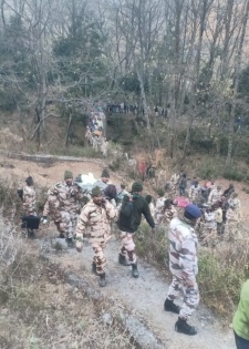 Rescue work gathers pace in disaster-hit Uttarakhand | Rescue work gathers pace in disaster-hit Uttarakhand