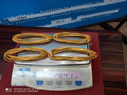 Air Intelligence Units seize gold compounds from passengers in Kozhikode | Air Intelligence Units seize gold compounds from passengers in Kozhikode