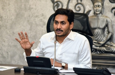 Andhra police officers' body seeks action against Minister for abusing officer | Andhra police officers' body seeks action against Minister for abusing officer