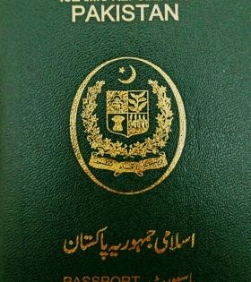Pakistan passport ranks fourth lowest in world | Pakistan passport ranks fourth lowest in world