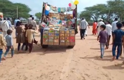 First of its kind mobile library on camel starts in Rajasthan | First of its kind mobile library on camel starts in Rajasthan