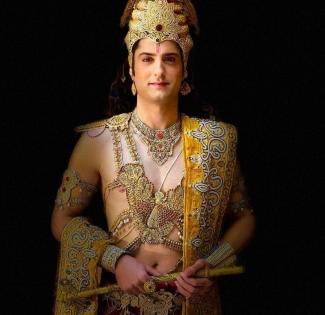 It feels surreal to play Lord Krishna: Hitanshu Jinsi | It feels surreal to play Lord Krishna: Hitanshu Jinsi