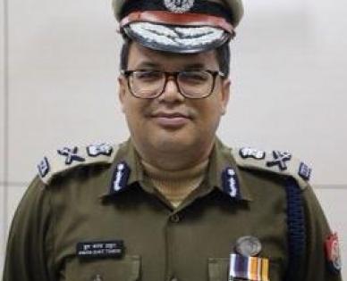 Lucknow police commissioner replaced | Lucknow police commissioner replaced