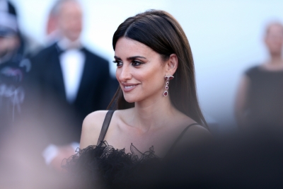 Penelope Cruz says her kids don't have cell phones: 'It's a cruel experiment on children' | Penelope Cruz says her kids don't have cell phones: 'It's a cruel experiment on children'
