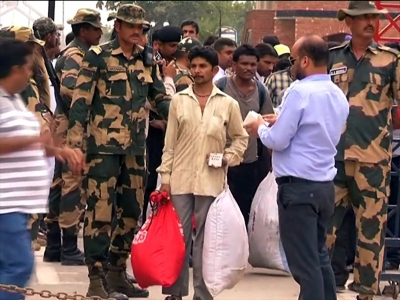 India urges Pakistan to expedite release and repatriation of Indian prisoners, including fishermen | India urges Pakistan to expedite release and repatriation of Indian prisoners, including fishermen India urges Pakistan to expedite release and repatriation of Indian prisoners, including fishermen | India urges Pakistan to expedite release and repatriation of Indian prisoners, including fishermen