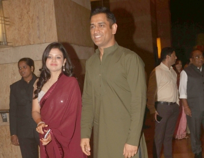 Get a life: Sakshi quashes rumours of MS Dhoni's retirement | Get a life: Sakshi quashes rumours of MS Dhoni's retirement