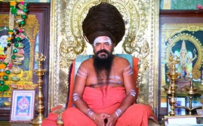 Dharmapuram Aadheenam seer carried on a palanquin after TN govt intervenes | Dharmapuram Aadheenam seer carried on a palanquin after TN govt intervenes