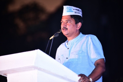 AAP launches oxymitra drive in Goa | AAP launches oxymitra drive in Goa