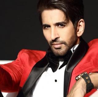 Vishal Kotian compares 'Bigg Boss 16' contestant Tina Datta to 'Rupa underwear baniyan' | Vishal Kotian compares 'Bigg Boss 16' contestant Tina Datta to 'Rupa underwear baniyan' Vishal Kotian compares 'Bigg Boss 16' contestant Tina Datta to 'Rupa underwear baniyan' | Vishal Kotian compares 'Bigg Boss 16' contestant Tina Datta to 'Rupa underwear baniyan'