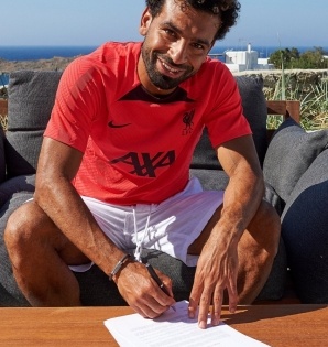 Mohamed Salah signs new long-term contract with Liverpool | Mohamed Salah signs new long-term contract with Liverpool