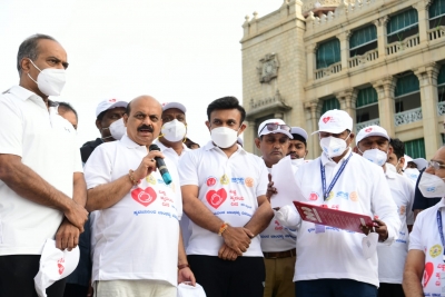 World Heart Day: Bommai takes pledge to walk briskly for 30 minutes | World Heart Day: Bommai takes pledge to walk briskly for 30 minutes