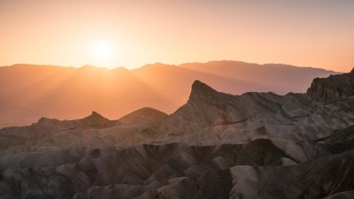 US: Death Valley records hottest month ever in July | US: Death Valley records hottest month ever in July US: Death Valley records hottest month ever in July | US: Death Valley records hottest month ever in July