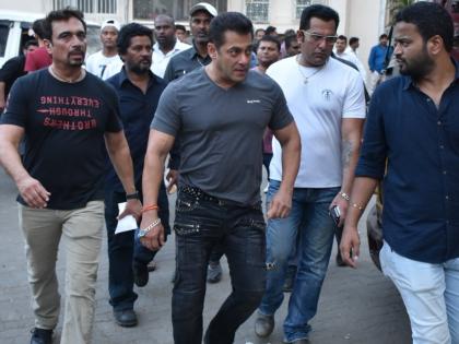 ‘Gangster Lawrence Bishnoi assigned contract to kill Salman Khan to his brother Anmol Bishnoi’ | ‘Gangster Lawrence Bishnoi assigned contract to kill Salman Khan to his brother Anmol Bishnoi’ ‘Gangster Lawrence Bishnoi assigned contract to kill Salman Khan to his brother Anmol Bishnoi’ | ‘Gangster Lawrence Bishnoi assigned contract to kill Salman Khan to his brother Anmol Bishnoi’