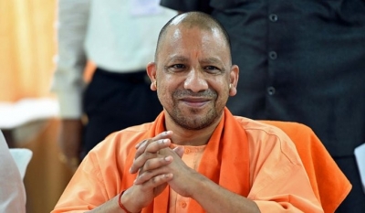 Yogi plans mega I-Day celebrations this year | Yogi plans mega I-Day celebrations this year