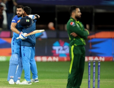 T20 World Cup: 'Astonishing' Kohli leads India to incredible four-wicket win over Pakistan at sell-out MCG | T20 World Cup: 'Astonishing' Kohli leads India to incredible four-wicket win over Pakistan at sell-out MCG