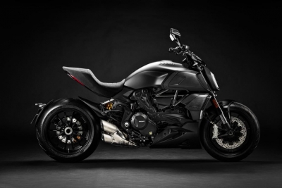 Ducati launches BS6 Panigale V4, Diavel 1260 in India | Ducati launches BS6 Panigale V4, Diavel 1260 in India