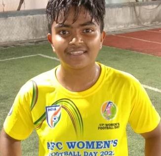 Mumbai girl Bhumika selected in 23-member India U-17 team for Europe tour | Mumbai girl Bhumika selected in 23-member India U-17 team for Europe tour