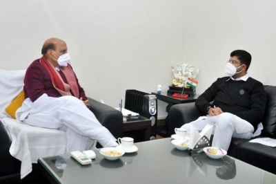 Rajnath and Dushyant Chautala hold talks on farmers agitation | Rajnath and Dushyant Chautala hold talks on farmers agitation
