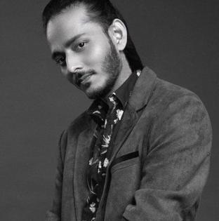 Tanishk Bagchi wanted to retain Neeraj Shridhar's original voice for 'Bhool Bhulaiyaa 2' title track | Tanishk Bagchi wanted to retain Neeraj Shridhar's original voice for 'Bhool Bhulaiyaa 2' title track