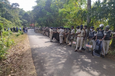 IIT-Goa campus violence: Police file FIRs against protesters | IIT-Goa campus violence: Police file FIRs against protesters