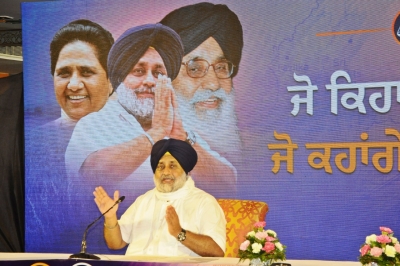 AAP fallen back on compromised CM candidate: Sukhbir Badal | AAP fallen back on compromised CM candidate: Sukhbir Badal