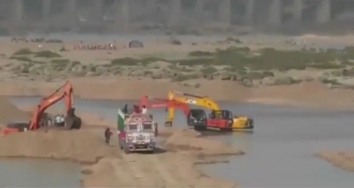 Ban imposed on mining in Kashmir's Lethpora | Ban imposed on mining in Kashmir's Lethpora Ban imposed on mining in Kashmir's Lethpora | Ban imposed on mining in Kashmir's Lethpora