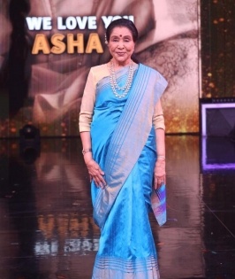 Asha Bhosle calls 'India's Best Dancer 2' contestant 'Choti Helen' | Asha Bhosle calls 'India's Best Dancer 2' contestant 'Choti Helen'
