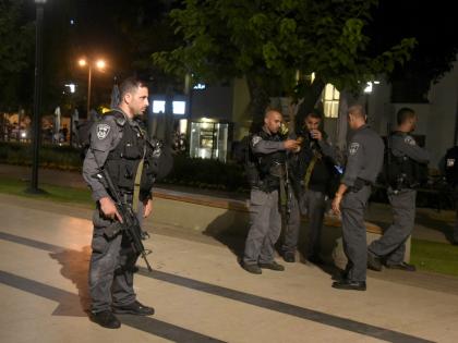 Over 100 injured in clashes between Eritrean protesters, Israeli police in Tel Aviv | Over 100 injured in clashes between Eritrean protesters, Israeli police in Tel Aviv Over 100 injured in clashes between Eritrean protesters, Israeli police in Tel Aviv | Over 100 injured in clashes between Eritrean protesters, Israeli police in Tel Aviv