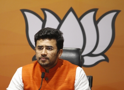 K'taka: Cong workers lay siege to BJP MP Tejaswi Surya's residence, detained | K'taka: Cong workers lay siege to BJP MP Tejaswi Surya's residence, detained