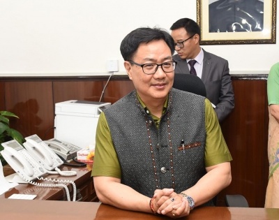 Rijiju urges people to rope skip to stay fit, athletes post videos | Rijiju urges people to rope skip to stay fit, athletes post videos