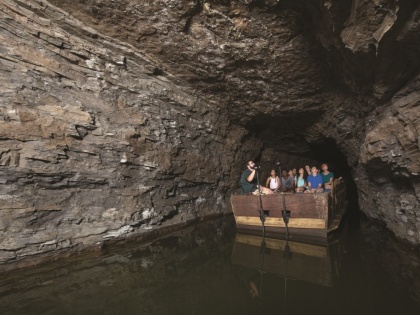 Boat capsizes during underground cave tour in New York | Boat capsizes during underground cave tour in New York