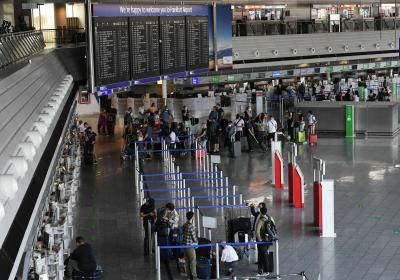 German airports' passenger numbers decline 87.9% | German airports' passenger numbers decline 87.9%