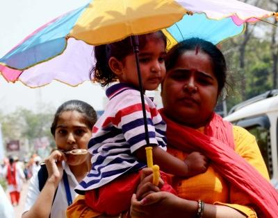 Hot day in Delhi again, slight respite from Tuesday | Hot day in Delhi again, slight respite from Tuesday