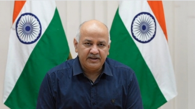 Sisodia reviews EMC, launches web app to access learning material | Sisodia reviews EMC, launches web app to access learning material
