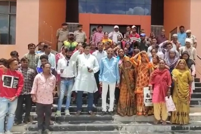 Guj's Kevadiya tribals threaten non-cooperation movement against tourists | Guj's Kevadiya tribals threaten non-cooperation movement against tourists Guj's Kevadiya tribals threaten non-cooperation movement against tourists | Guj's Kevadiya tribals threaten non-cooperation movement against tourists