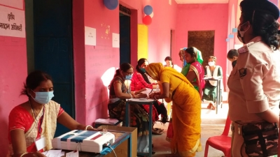 Bihar bypolls: 6.45% turnout in Kusheshwar Asthan, 4% in Tarapur | Bihar bypolls: 6.45% turnout in Kusheshwar Asthan, 4% in Tarapur