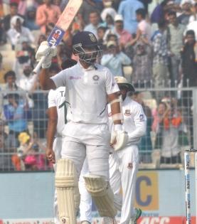 Rahane buckles down to play captain's knock, young Gill impressed | Rahane buckles down to play captain's knock, young Gill impressed
