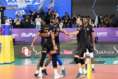 PVL: Ahmedabad Defenders beat Kolkata Thunderbolts, become first side to reach semis | PVL: Ahmedabad Defenders beat Kolkata Thunderbolts, become first side to reach semis PVL: Ahmedabad Defenders beat Kolkata Thunderbolts, become first side to reach semis | PVL: Ahmedabad Defenders beat Kolkata Thunderbolts, become first side to reach semis