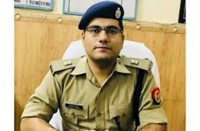 UP IPS officer offers his notes to civil service aspirants | UP IPS officer offers his notes to civil service aspirants