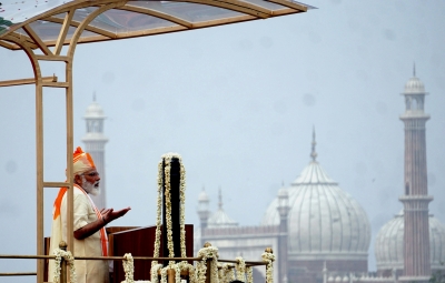 Tricolour at home to sweet distribution, BJP leaders celebrate I-Day | Tricolour at home to sweet distribution, BJP leaders celebrate I-Day Tricolour at home to sweet distribution, BJP leaders celebrate I-Day | Tricolour at home to sweet distribution, BJP leaders celebrate I-Day