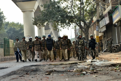 Prohibitory orders in Delhi's Shaheen Bagh, posse of police deployed | Prohibitory orders in Delhi's Shaheen Bagh, posse of police deployed Prohibitory orders in Delhi's Shaheen Bagh, posse of police deployed | Prohibitory orders in Delhi's Shaheen Bagh, posse of police deployed