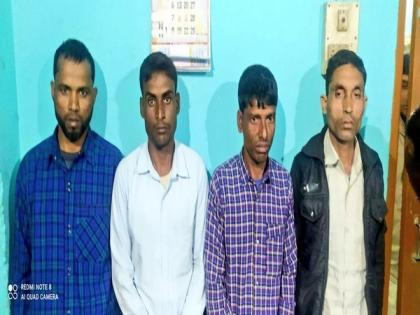 4 held, fake gold-selling racket busted in Assam's Nagaon | 4 held, fake gold-selling racket busted in Assam's Nagaon 4 held, fake gold-selling racket busted in Assam's Nagaon | 4 held, fake gold-selling racket busted in Assam's Nagaon