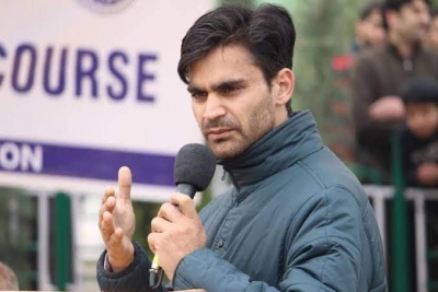 PDP youth leader, Waheed Parra shifted to Jammu jail | PDP youth leader, Waheed Parra shifted to Jammu jail