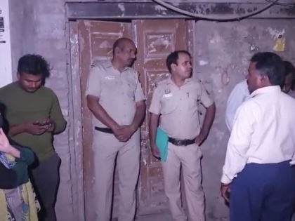 Bodies of two siblings found inside wooden box at a house in Delhi | Bodies of two siblings found inside wooden box at a house in Delhi